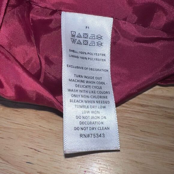 Heirlooms By Polly Flinders, Cranberry Velvet Holiday Dress Top, Gold Trim, 2T - Picture 6 of 9